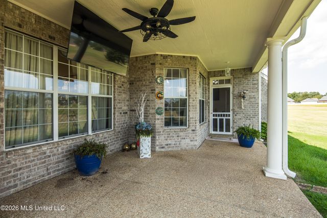 12868 Arbor Drive, Olive Branch, MS 38654
