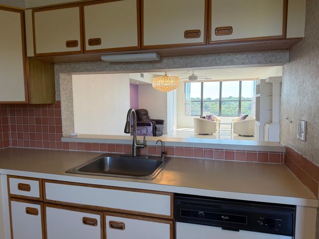 2766 S Carambola Cir Circle S 504, Coconut Creek, FL 33066