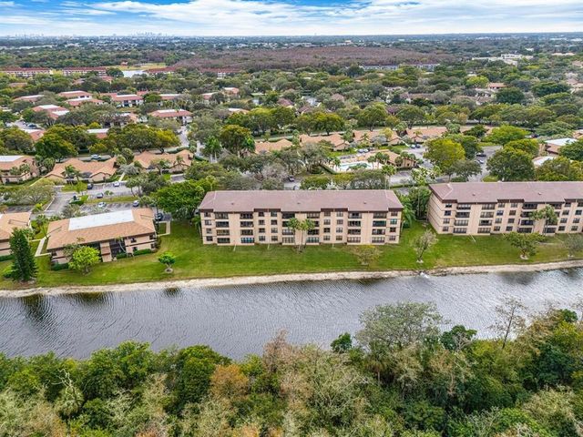 2766 S Carambola Cir Circle S 504, Coconut Creek, FL 33066