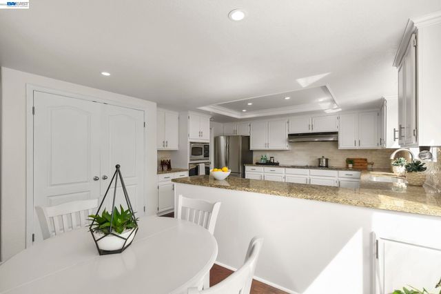 3551 Shadow Creek Dr, Danville, CA 94506