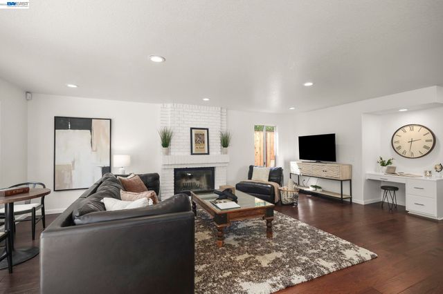 3551 Shadow Creek Dr, Danville, CA 94506