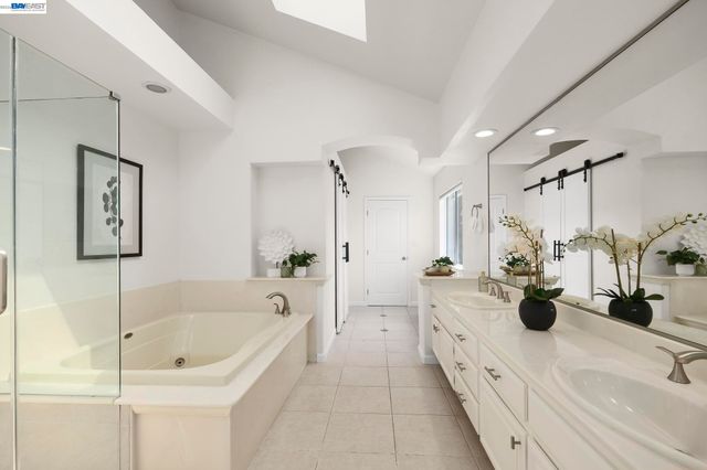 3551 Shadow Creek Dr, Danville, CA 94506