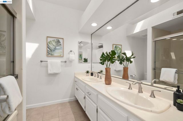3551 Shadow Creek Dr, Danville, CA 94506