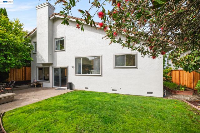 3551 Shadow Creek Dr, Danville, CA 94506