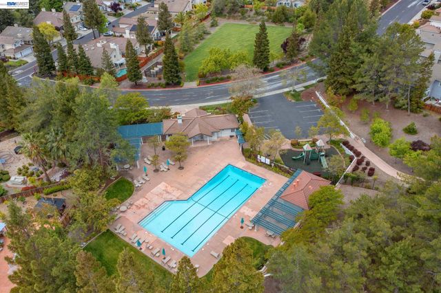 3551 Shadow Creek Dr, Danville, CA 94506