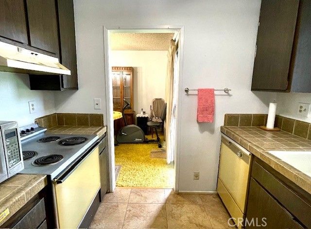 933 Cedar 14, Inglewood, CA 90302