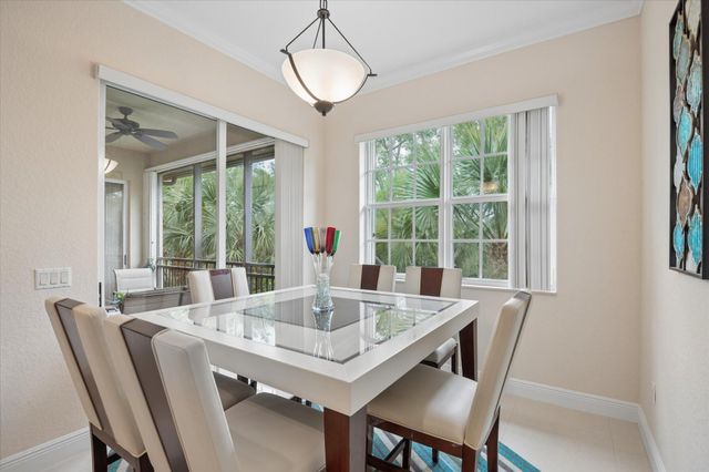 12767 NW 83rd Court 24-e, Parkland, FL 33076