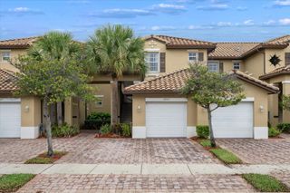 12767 NW 83rd Court 24-e, Parkland, FL 33076