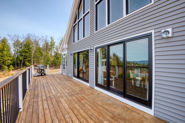 93 Blake Hill Road, Ossipee, NH 03814