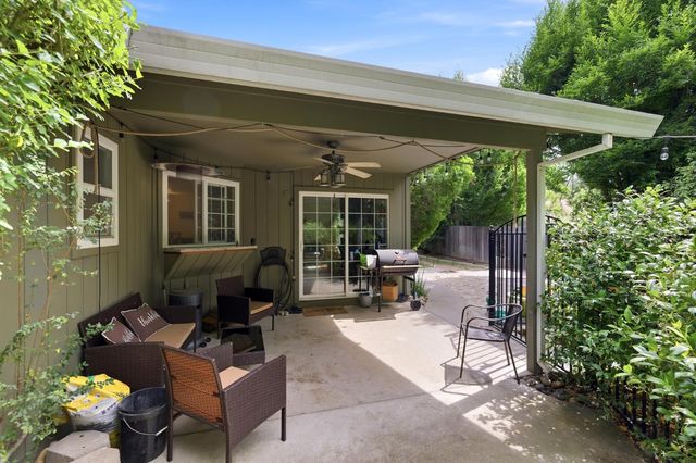 7145 Mariposa Ave, Citrus Heights, CA 95610