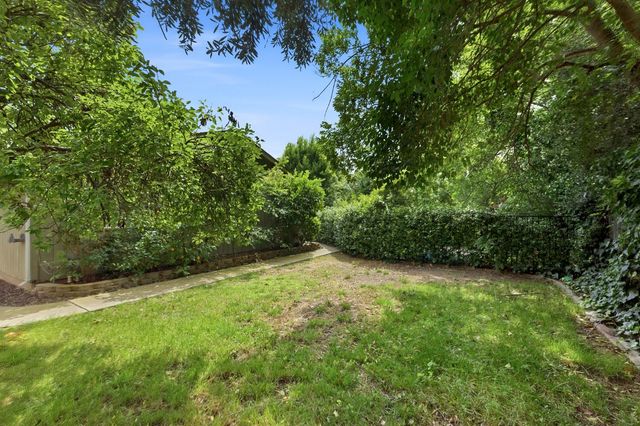 7145 Mariposa Ave, Citrus Heights, CA 95610