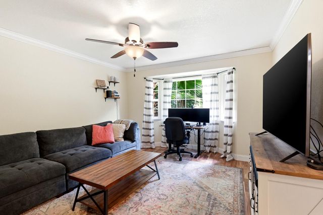 7145 Mariposa Ave, Citrus Heights, CA 95610
