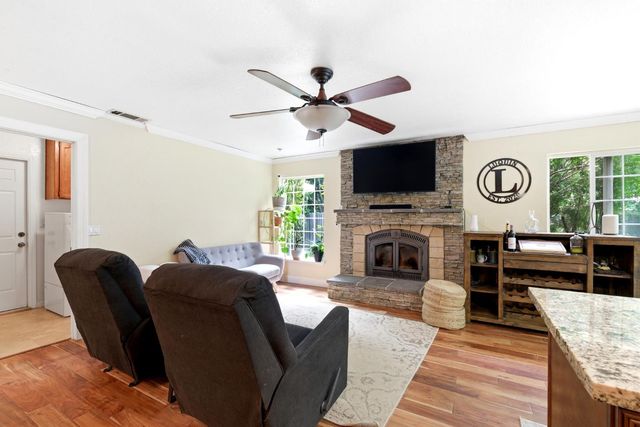 7145 Mariposa Ave, Citrus Heights, CA 95610