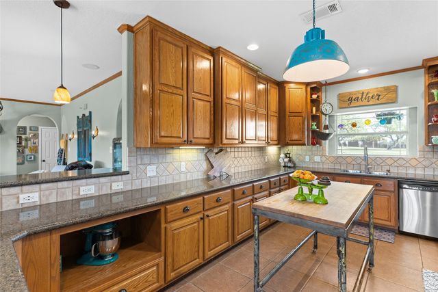 690-A County Road 4707, Kempner, TX 76539