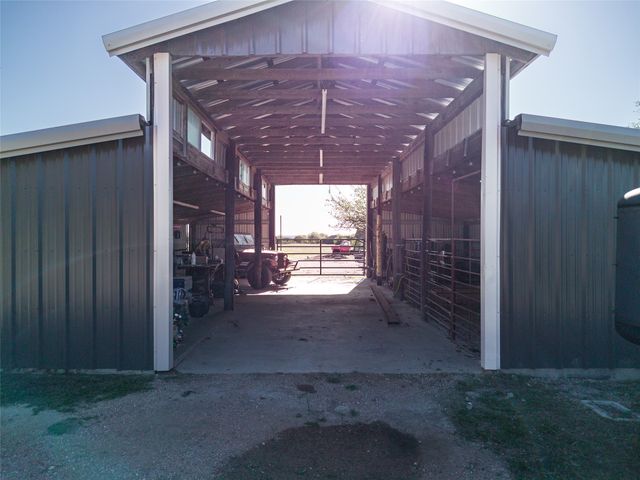 690-A County Road 4707, Kempner, TX 76539