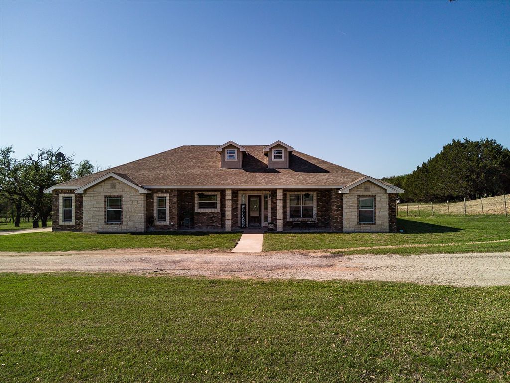 690-A County Road 4707, Kempner, TX 76539