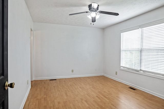 1655 Grace Ledford Rd, Lewisburg, TN 37091