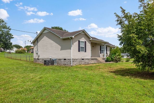 1655 Grace Ledford Rd, Lewisburg, TN 37091