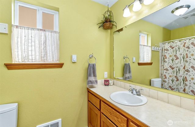 20913 67th Drive NE, Arlington, WA 98223