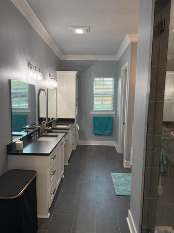 20260 Sallie Dr, Plaquemine, LA 70764