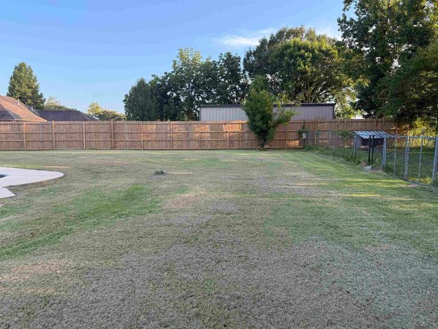 20260 Sallie Dr, Plaquemine, LA 70764