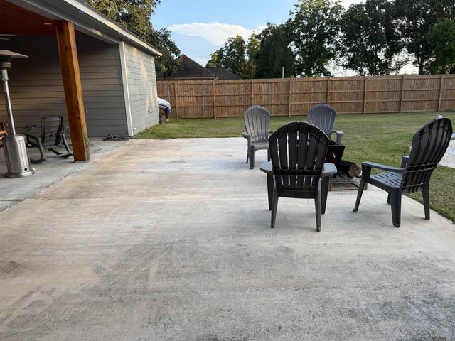 20260 Sallie Dr, Plaquemine, LA 70764