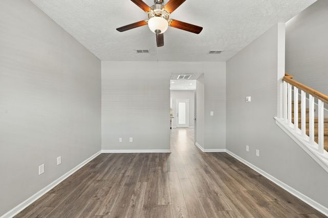 1063 Bradburn Village Dr, Antioch, TN 37013