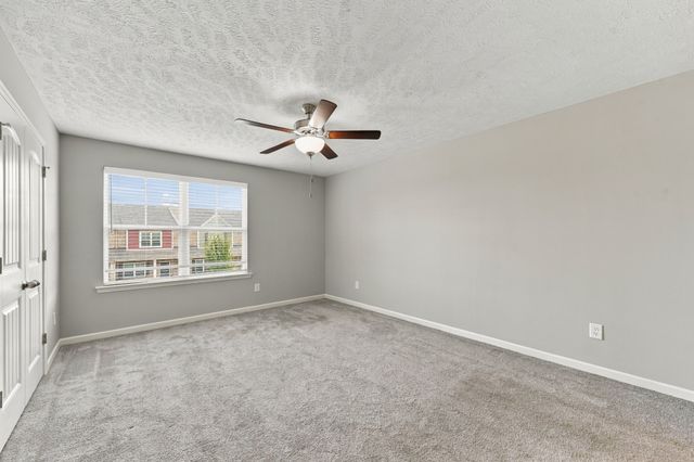 1063 Bradburn Village Dr, Antioch, TN 37013