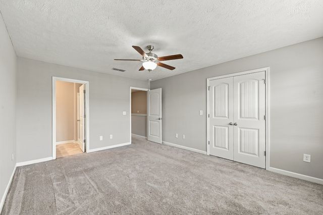 1063 Bradburn Village Dr, Antioch, TN 37013