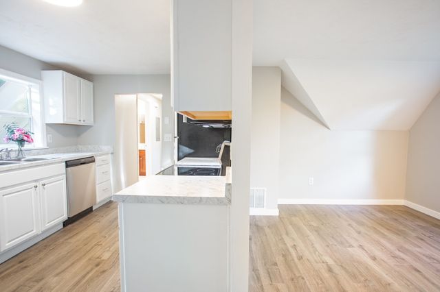 19 Prospect St 2, Kingston, MA 02364