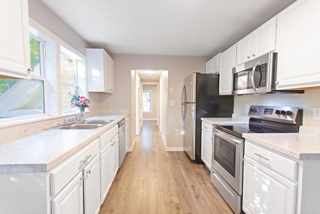 19 Prospect St 2, Kingston, MA 02364