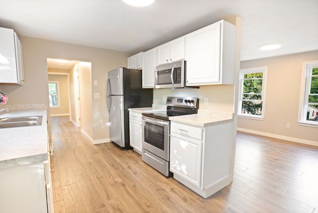 19 Prospect St 2, Kingston, MA 02364