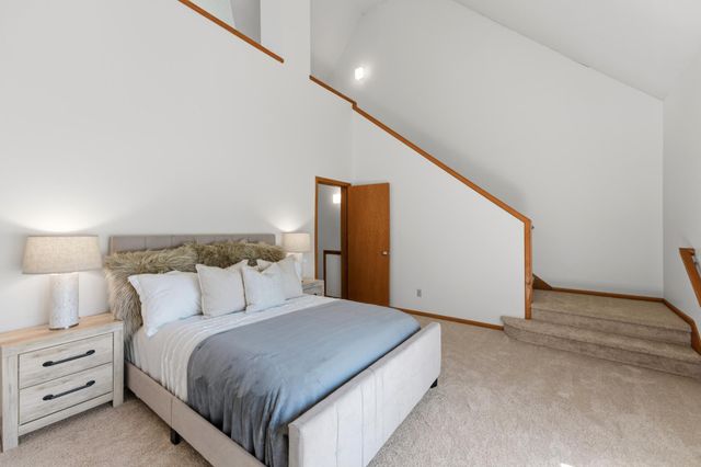 933 Dartmouth Place SE, Minneapolis, MN 55414