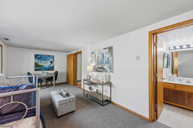 933 Dartmouth Place SE, Minneapolis, MN 55414