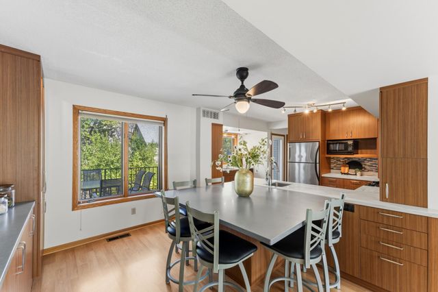933 Dartmouth Place SE, Minneapolis, MN 55414