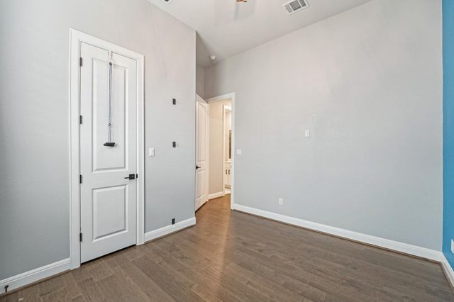 197 Left Fork RD, Kyle, TX 78640