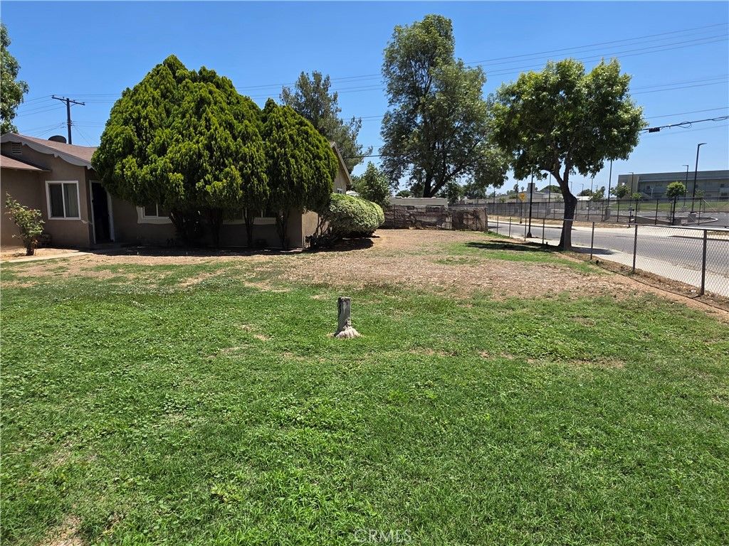 8808 Randolph St, Riverside, CA 92503