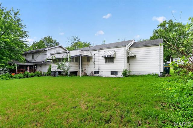 1128 Bliss Drive, St Louis, MO 63137
