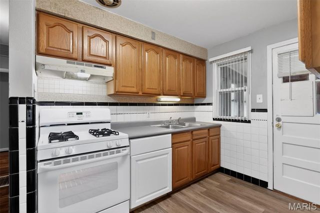 1128 Bliss Drive, St Louis, MO 63137