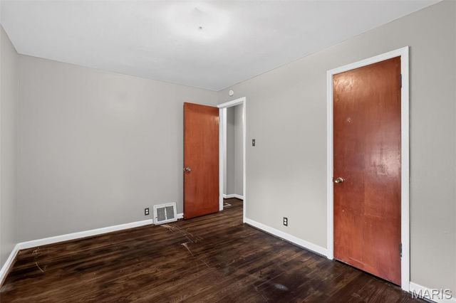 1128 Bliss Drive, St Louis, MO 63137