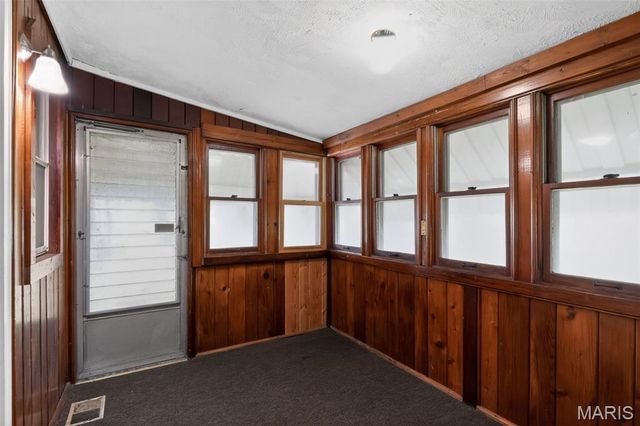 1128 Bliss Drive, St Louis, MO 63137