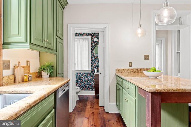 212 E BENEZET ST, Philadelphia, PA 19118