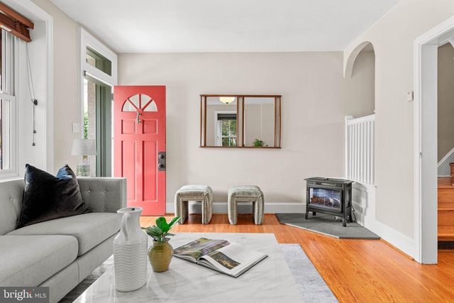 212 E BENEZET ST, Philadelphia, PA 19118