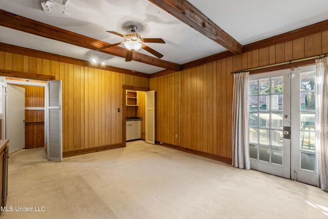 609 Dabbs Street, Hattiesburg, MS 39401