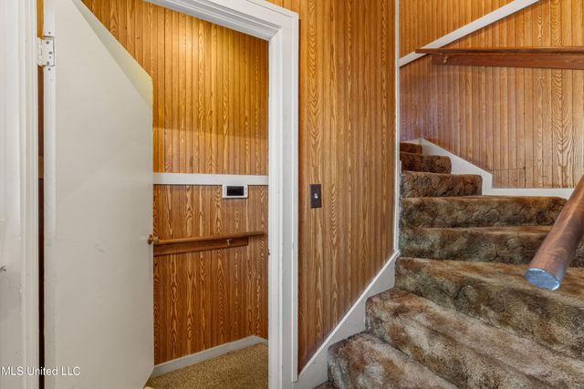 609 Dabbs Street, Hattiesburg, MS 39401