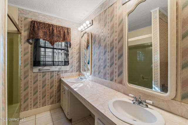 609 Dabbs Street, Hattiesburg, MS 39401