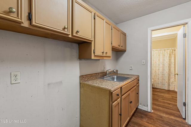 609 Dabbs Street, Hattiesburg, MS 39401