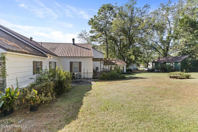 609 Dabbs Street, Hattiesburg, MS 39401