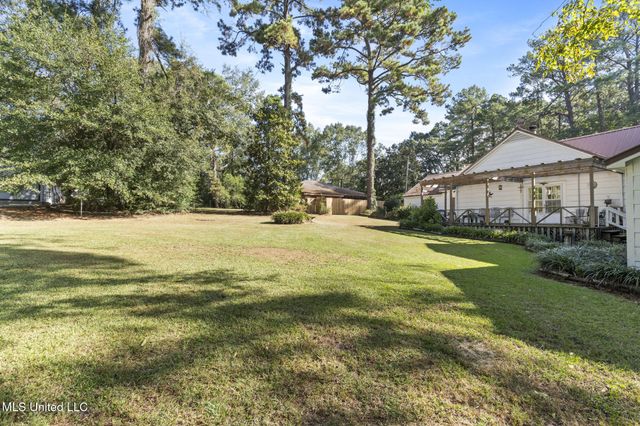 609 Dabbs Street, Hattiesburg, MS 39401