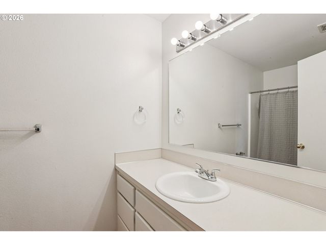 9144 Ne 54TH St, Vancouver, WA 98662